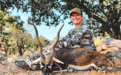 High Fence Hunting Explained: Benefits, Ethics & How to Choose the Right Hunt