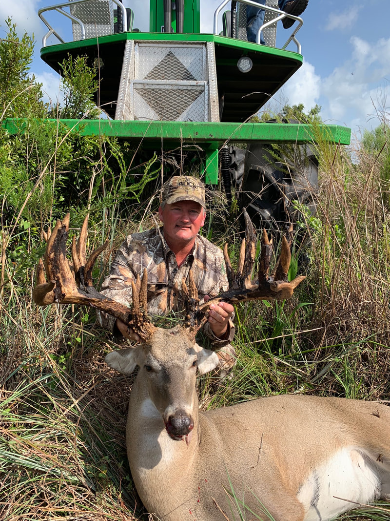 Carson Blackstone, Nebraska hunting outfitter.
